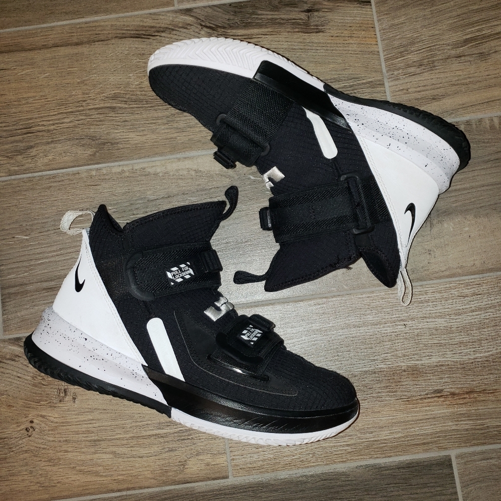 Nike LeBron Soldier XIII SFG Shoes